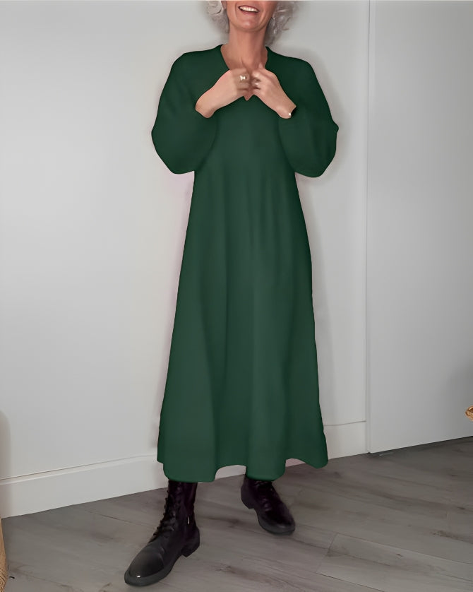 Amanda | Das lange, schlank machende Kleid mit V-Ausschnitt