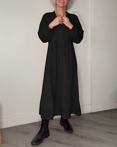 Amanda | Das lange, schlank machende Kleid mit V-Ausschnitt