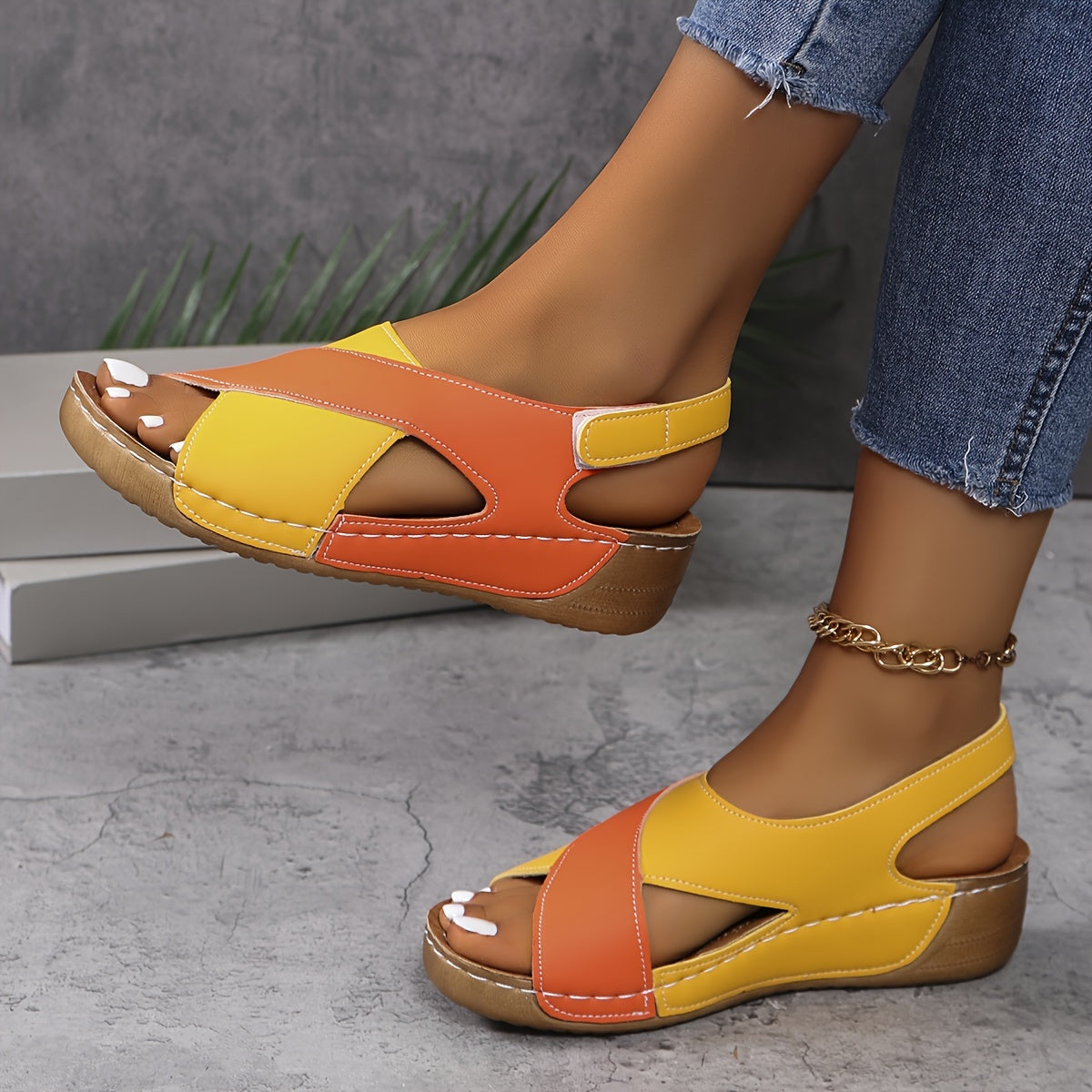 Laura™ - Ultrabequeme orthopädische Sandale