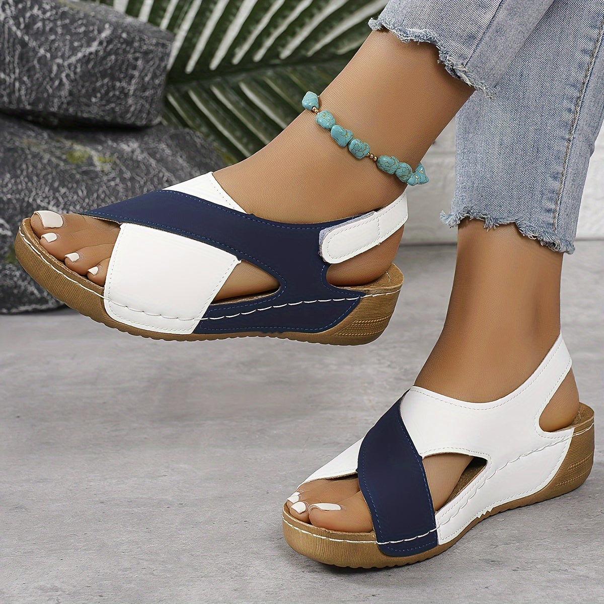 Laura™ - Ultrabequeme orthopädische Sandale