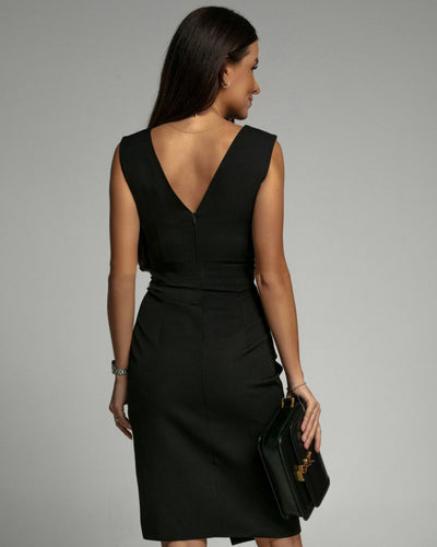 Deliah | Tailliertes Kleid mit V-Ausschnitt und Schlitz
