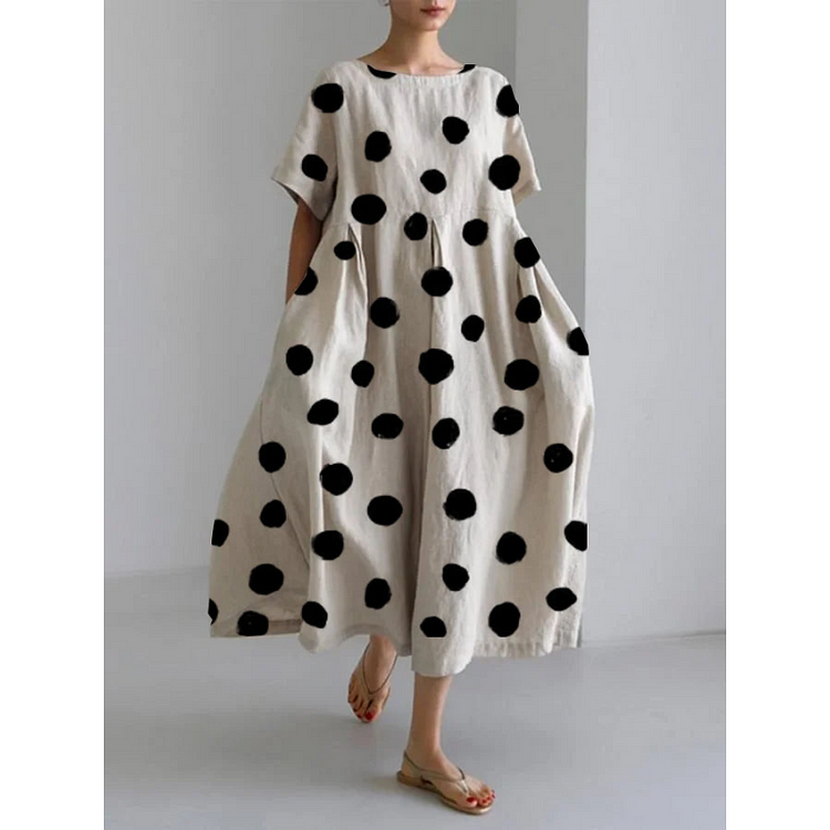 VALENTINA | Lässiges langes Kleid mit ikonischen Polka Dots und Bewegungsfreiheit für Sommertage