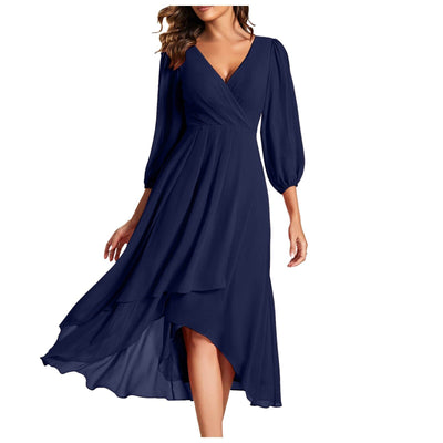 MIA - Kleid mit V-Ausschnitt und asymmetrischem Saum