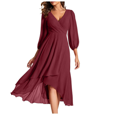 MIA - Kleid mit V-Ausschnitt und asymmetrischem Saum
