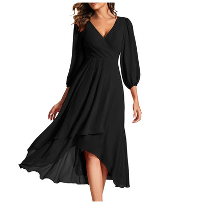 MIA - Kleid mit V-Ausschnitt und asymmetrischem Saum