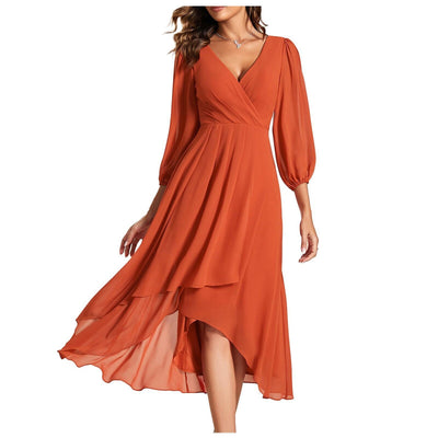 MIA - Kleid mit V-Ausschnitt und asymmetrischem Saum