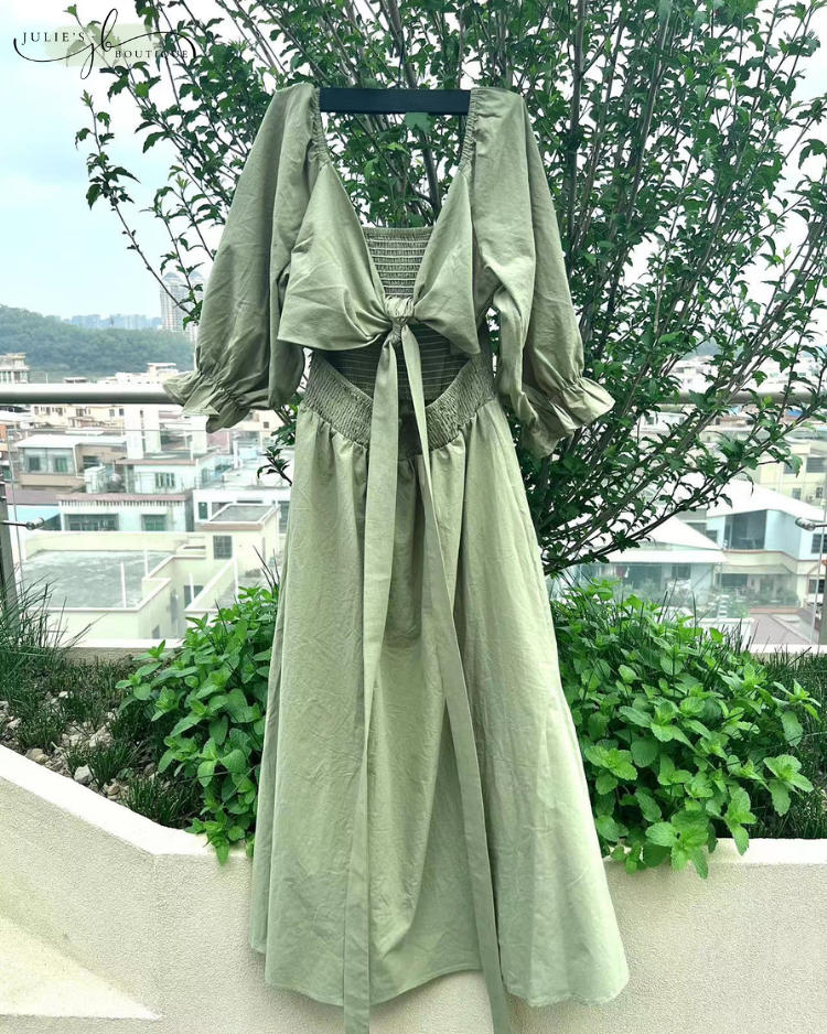 Valentina | Französisches Kleid mit gerüschten Ärmeln