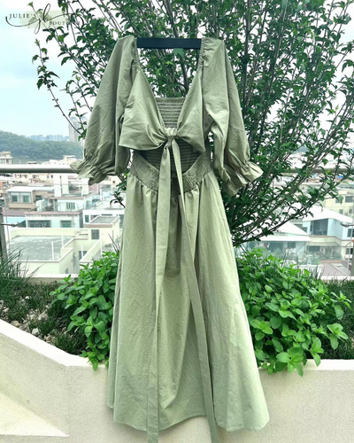 Valentina | Französisches Kleid mit gerüschten Ärmeln
