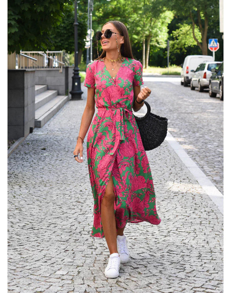 Suzanne - Elegantes Kleid mit V-Ausschnitt