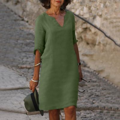 Cassie | Tailliertes Kleid mit V-Ausschnitt