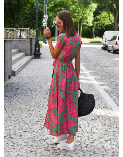 Evie™ - Stilvolles Kleid mit spitzem Ausschnitt