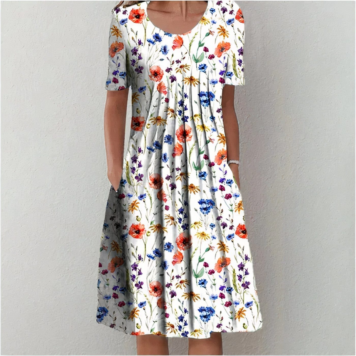 Sabine™ | Schmeichelhaftes Blümchenkleid