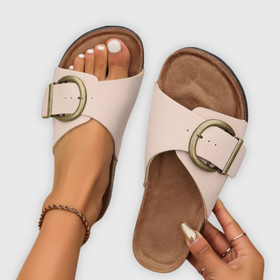 NOA | MODISCHE UND BEQUEME SANDALEN