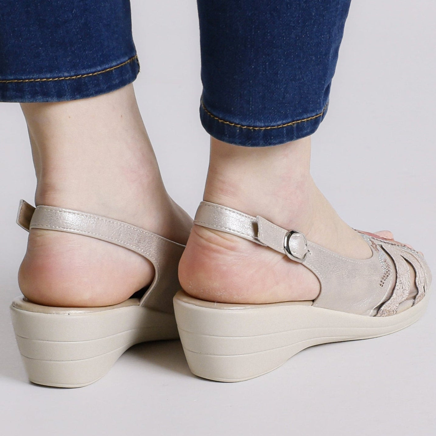 Delia - Bequemer Damen-Sandale