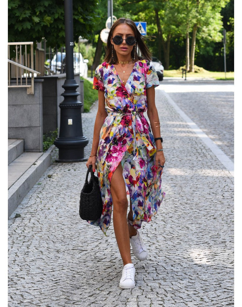 Evie™ - Stilvolles Kleid mit spitzem Ausschnitt